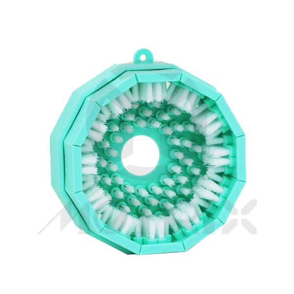 Nail brush green