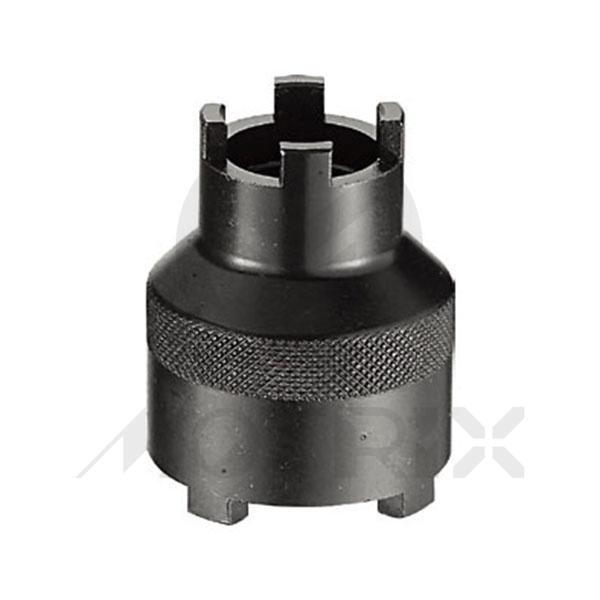 Spanner nut socket