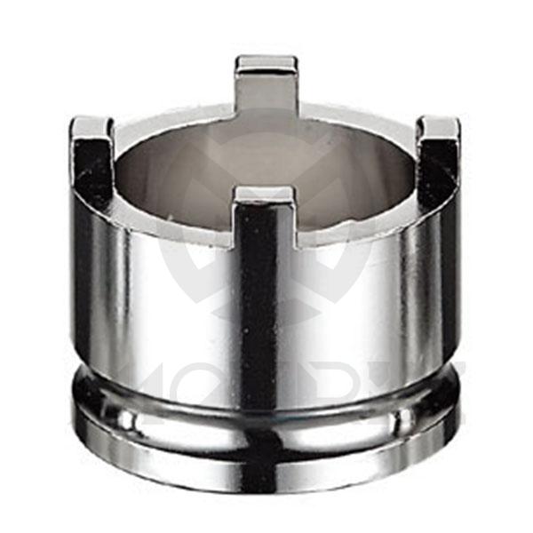 Swing arm nut socket wrench