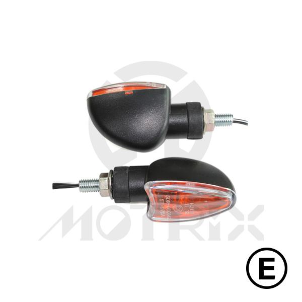 Universal arrow indicators, clear lens