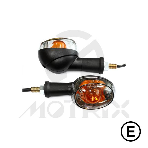 Universal indicators, smoke lens/black base, with E-mark
