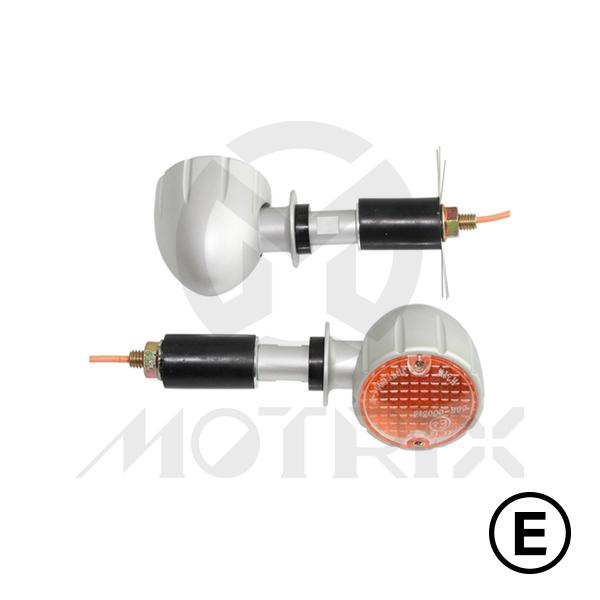 Universal winkers, amber lens, with E-mark